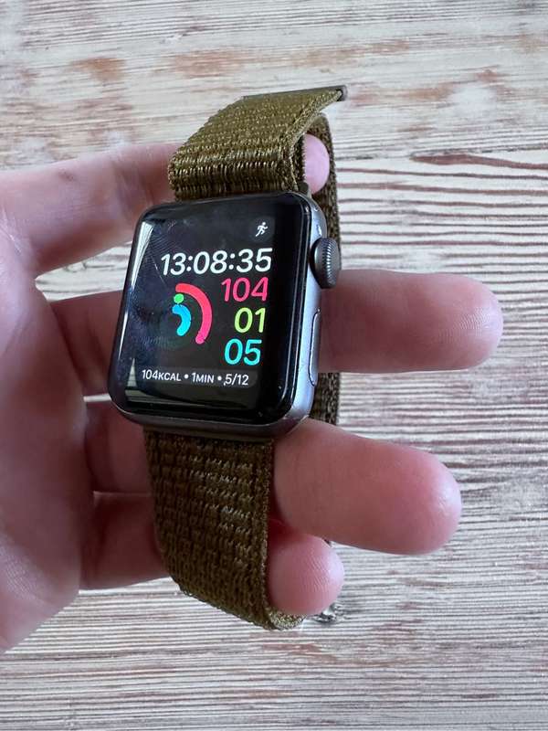 Apple Watch ***Read