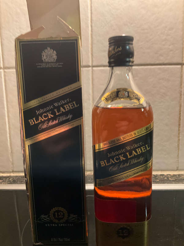 Johnnie walker black 12y & deluxe EXTRA SPECIAL
