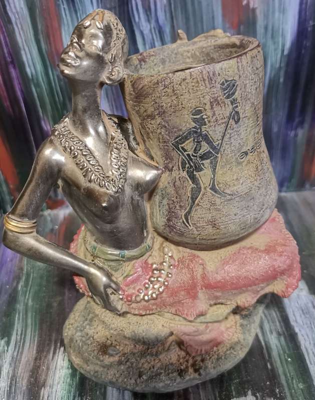 Beautiful African Art Statue