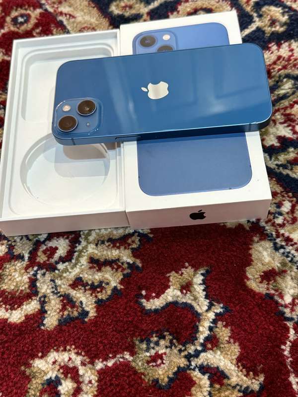 iPhone 13 256GB