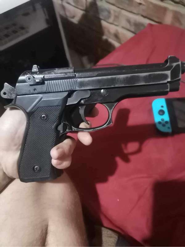 Blank gun