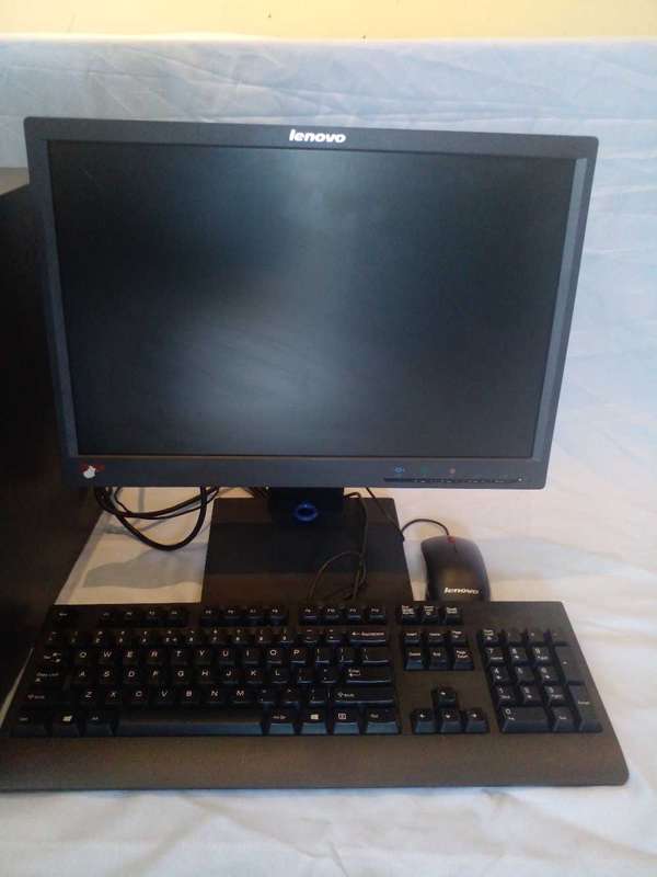 Lenovo ThinkCentre Desktop