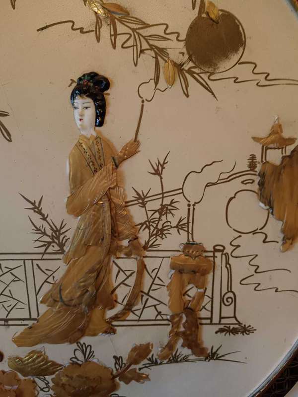 Large  Oriental Round Wall Panel Inlaid Mother of Pearl