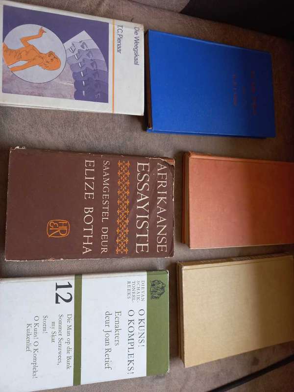 Bulk books Auction