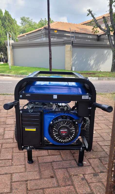 Mac Afric Almost-New Quick-Start Petrol Generator (WH6500E)