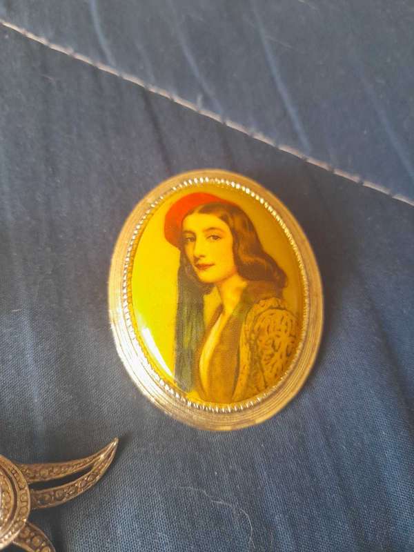 Vintage jewelry