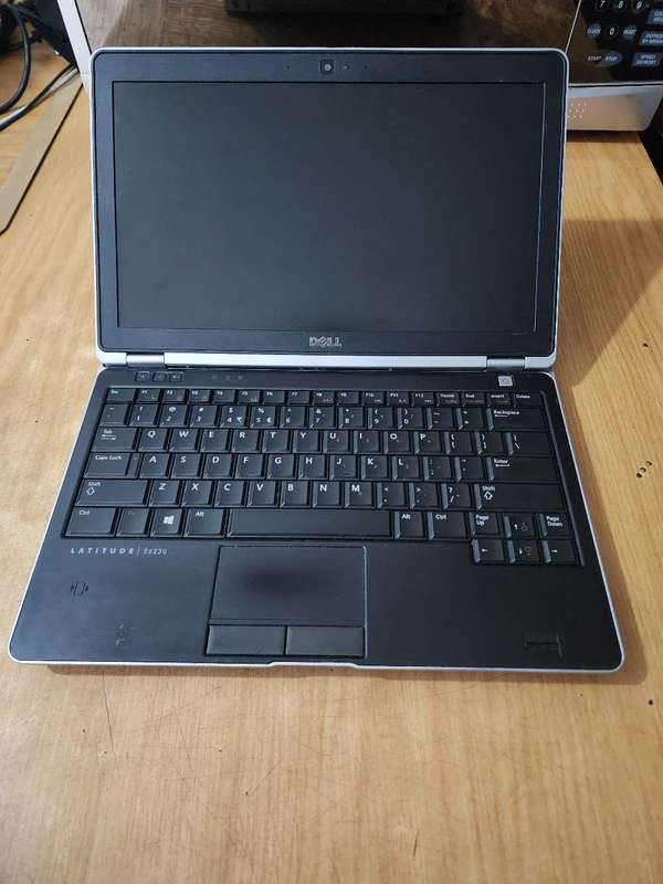 DELL LATITUDE E6230 I5 3RD GEN LAPTOP FOR SALE PLEASE READ AD!!!!!
