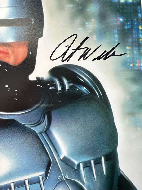 AUTHENTIC AUTOGRAPH BY PETER WELLER - WITH COA - INSANELY RARE
