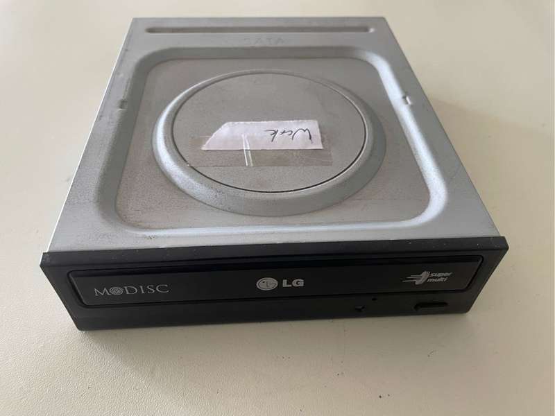 LG Super Multi DVD Rewriter**Tested and working**