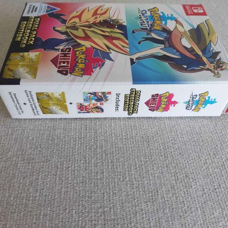 Pokémon Sword and Pokemon Shield Dual Pack Steelbook Edition Nintendo Switch