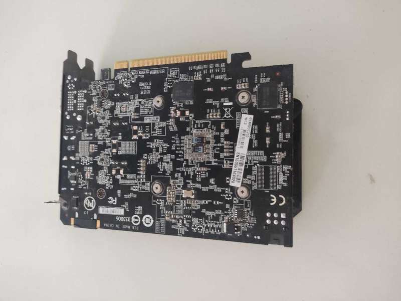 Gigabyte Geforce GTX950 2GB GDDR5 Graphics card**HDMi**6 Pin PCIE power needed