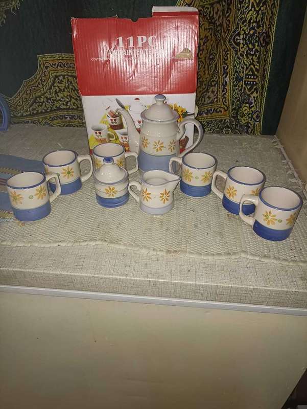 Hand painted tea Set 11 piece