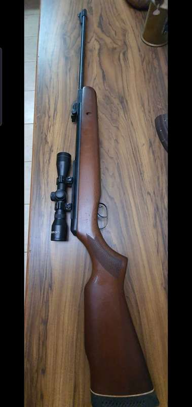 GAMO Hunter 440 Immaculate with Tasco scope