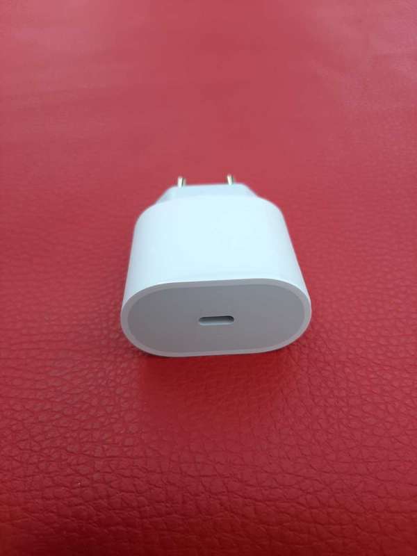 Original Apple type C 20w fast charger