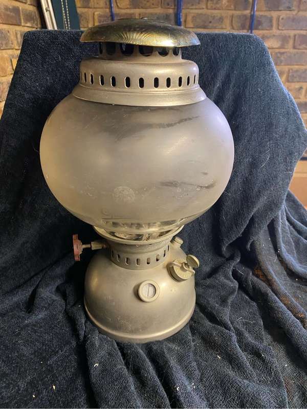 Vintage Optimus 200P lamp