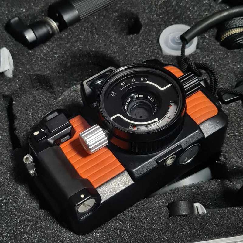 Nikonos V