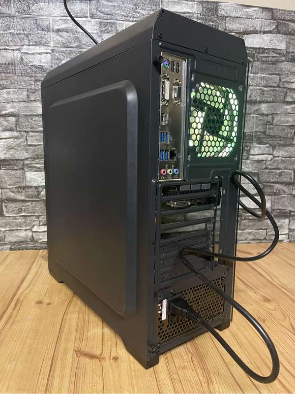 Great 6 Core Gaming PC**i5 up to 4.0GHz**RX580 8GB graphics**16GB Ram