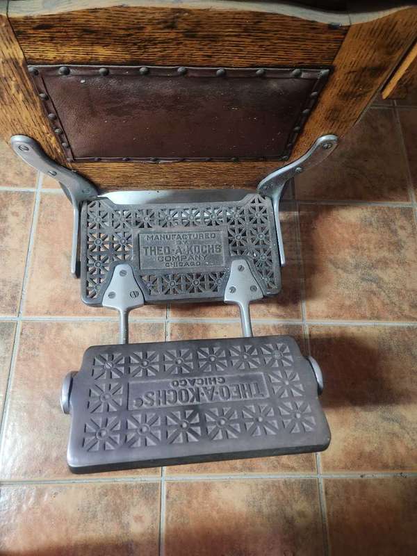 Late 1800 koch barber chair