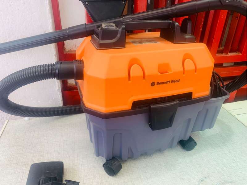 Bennett read vacuum