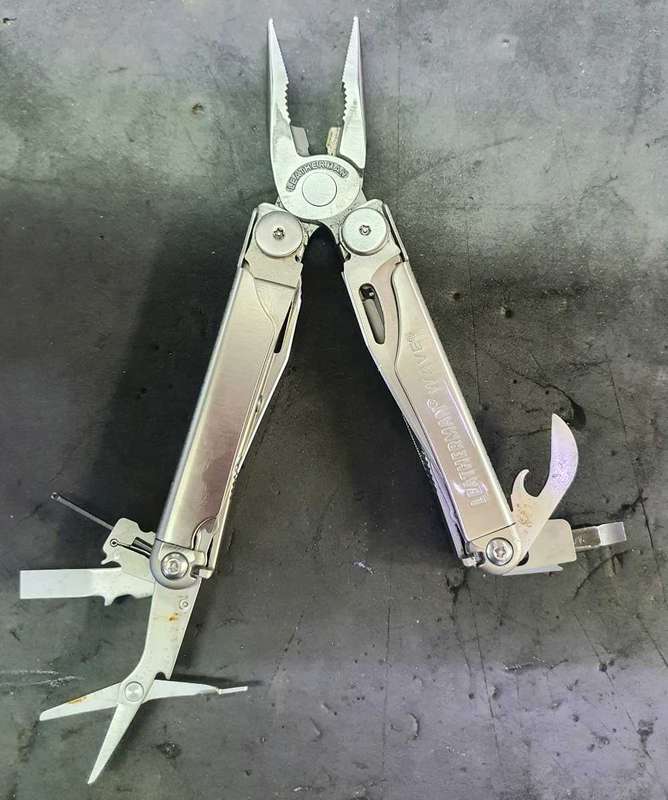 Leatherman wave
