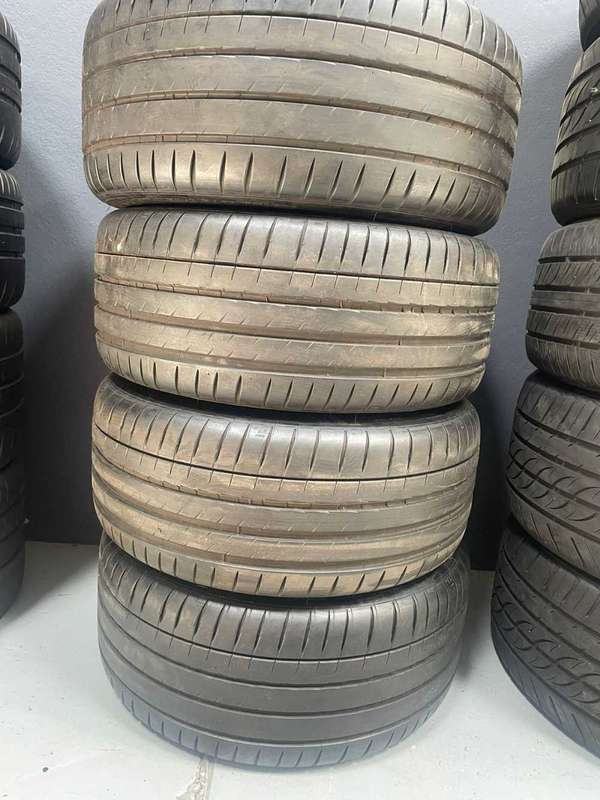 19 inch Original Ford Mustang Wheels and tyres for Sale