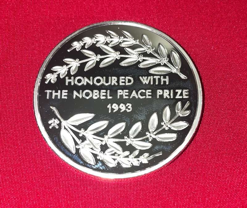 2001 1oz Mandela Silver Proof Medallion - Nobel Peace Prize 1993 - In Capsule