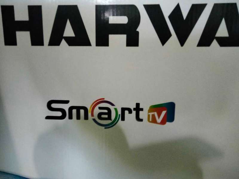 Harwa 45" Smart TV