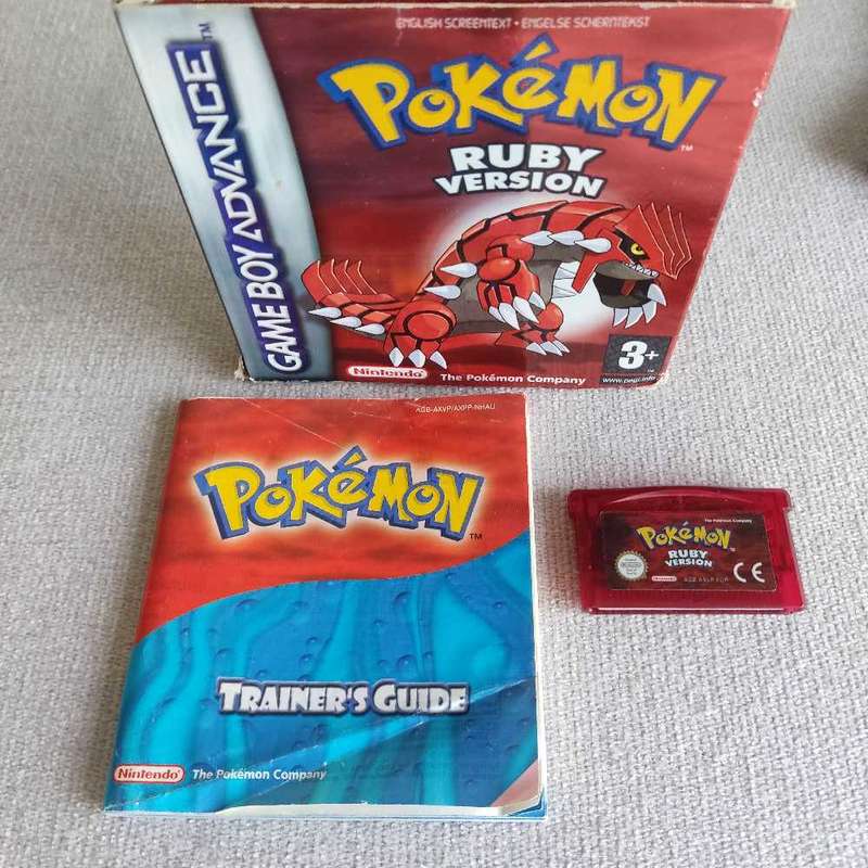 Pokémon Ruby Version Nintendo Gameboy Advance GBA