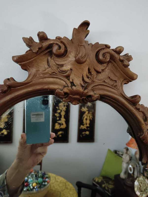 Vintage Baroque Style Oval Gold Mirror