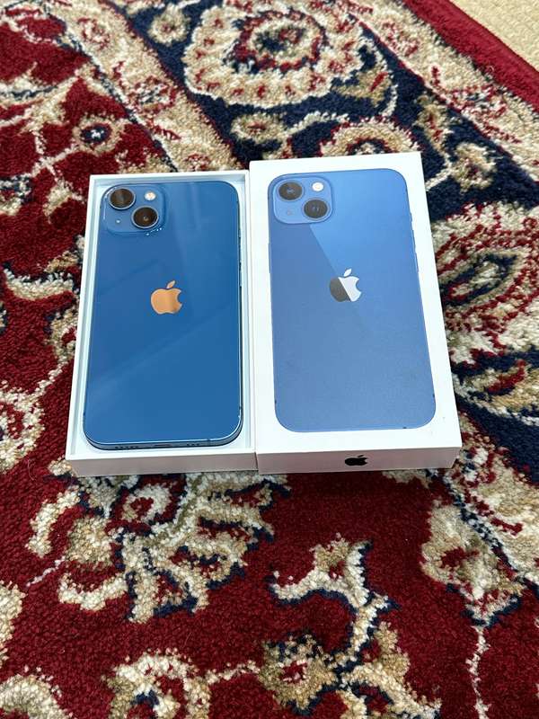 iPhone 13 256GB