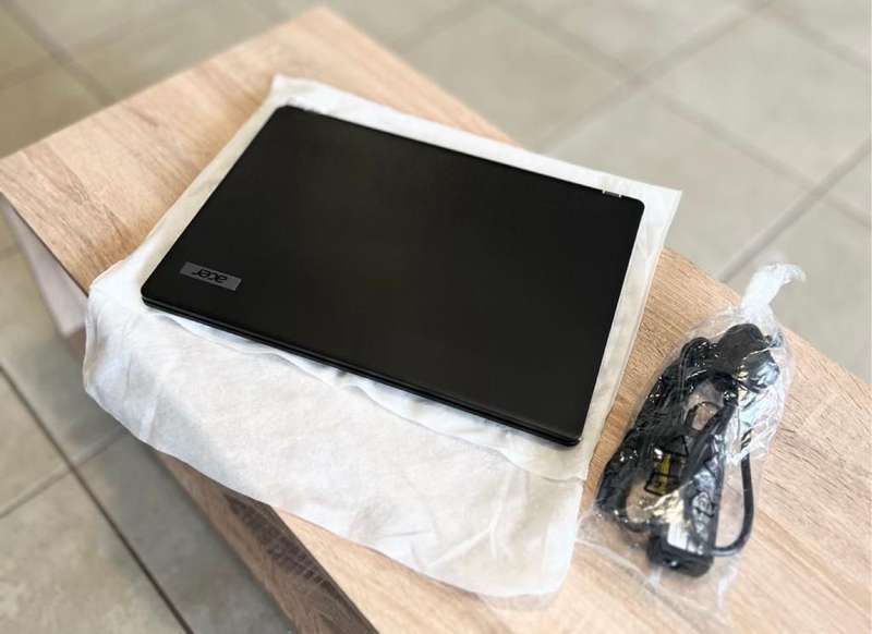 Acer TravelMate/P215-53, Core i5vPro 11th Generation