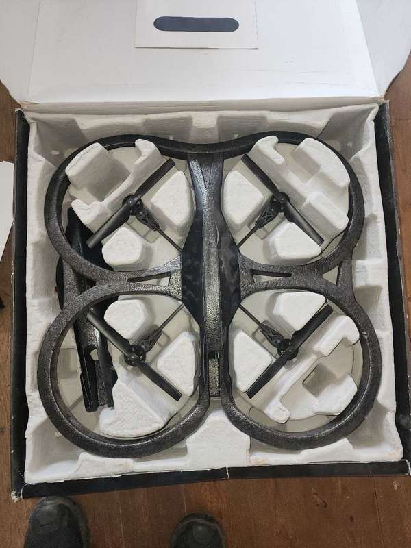 Parrot AR Drone 2.0 Power Edition