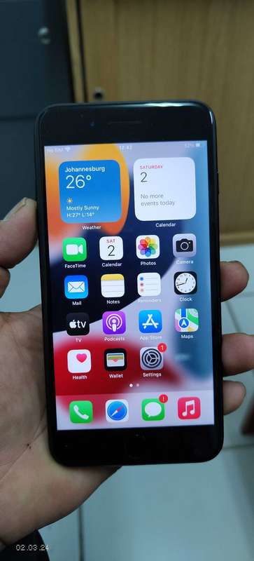 iPhone 7 Plus 128GB black (Pree Owned)