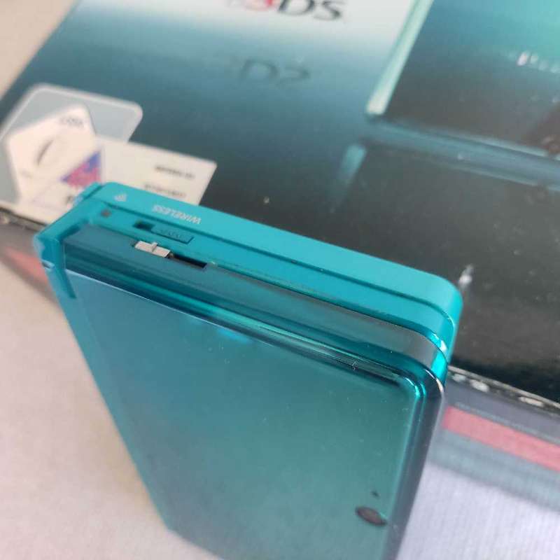 Nintendo 3DS Console with original charger