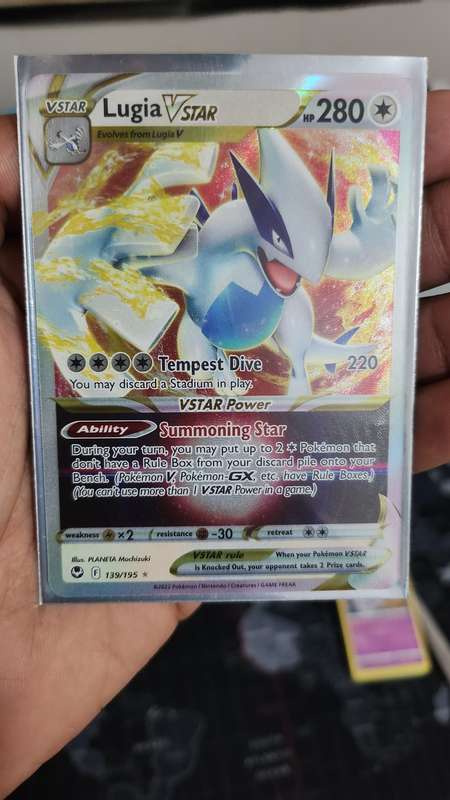 Lugia Vstar- original pokemon card.