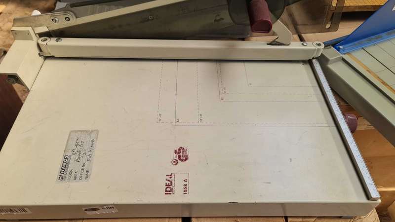 IDEAL 1056 GUILLOTINE