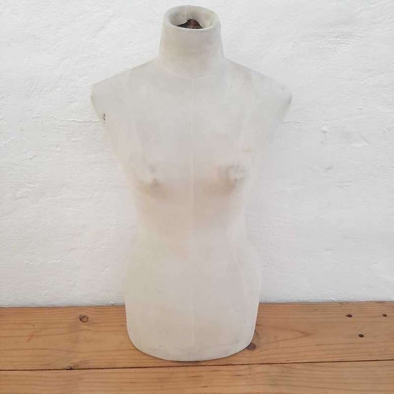 Female mannequin torso bust