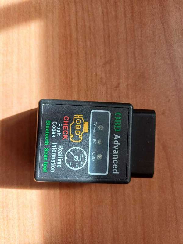 ELM327 ADVANCED OBD2 READER