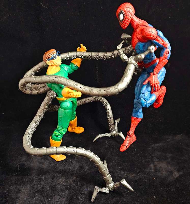 ToyBiz Marvel Legends Doc Ock