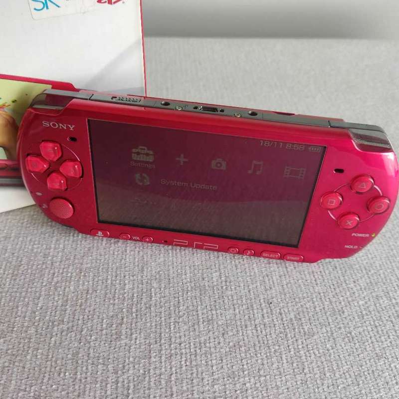 Psp Radiant Red PSP-3004 +Box