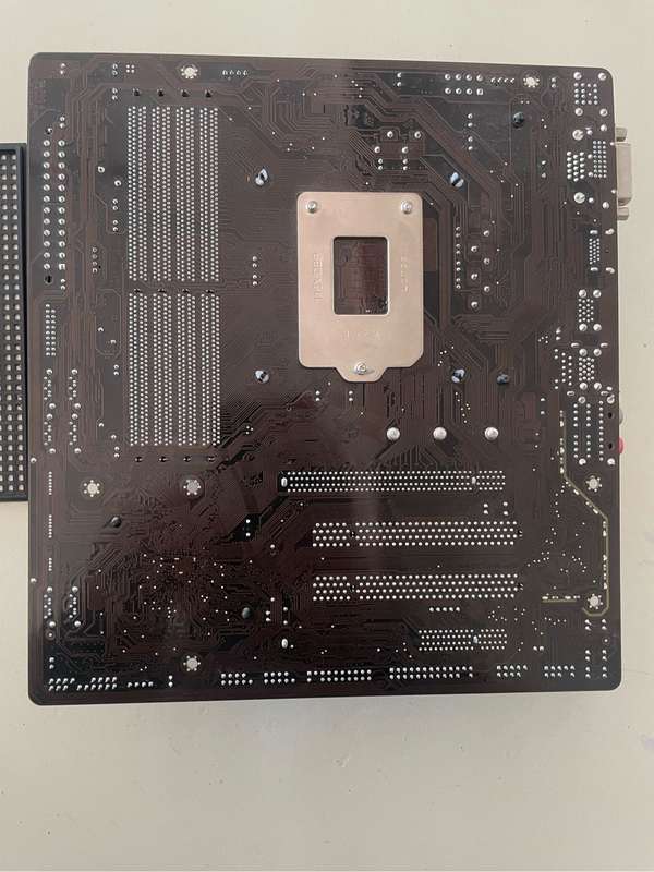 Intel Core i5 6400 Combo**Gigabyte B150M Motherboard**4GB Ram**