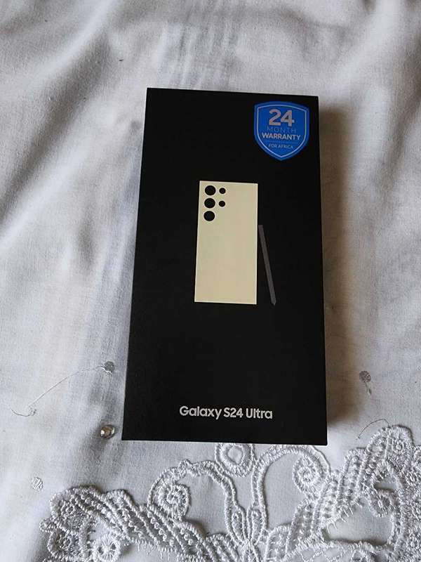 New with box Samsung Galaxy S24 Ultra (Gold) + R1000 checkers voucher