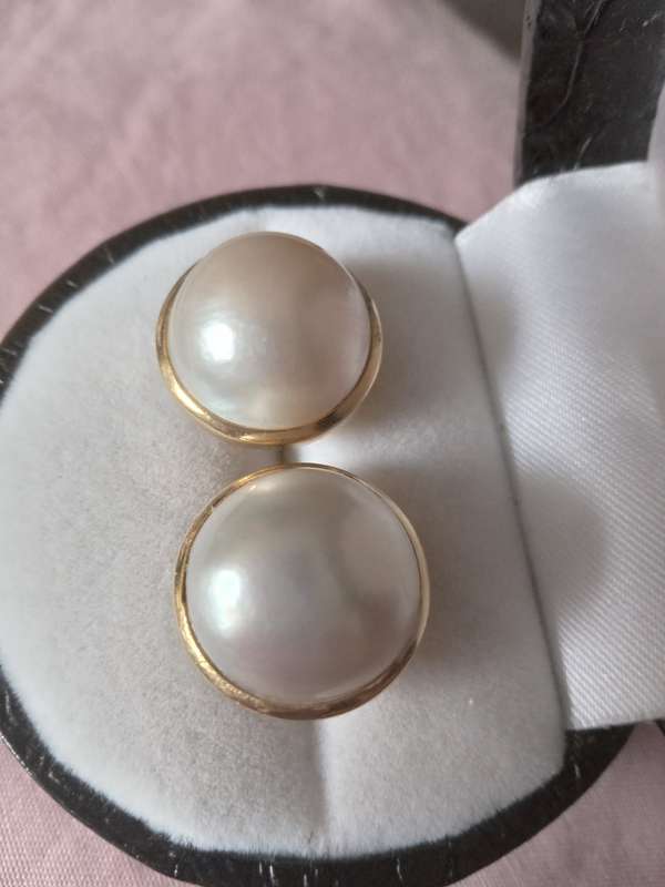 Pair Of 18ct Yellow Gold Mabe Pearl Stud Earrings