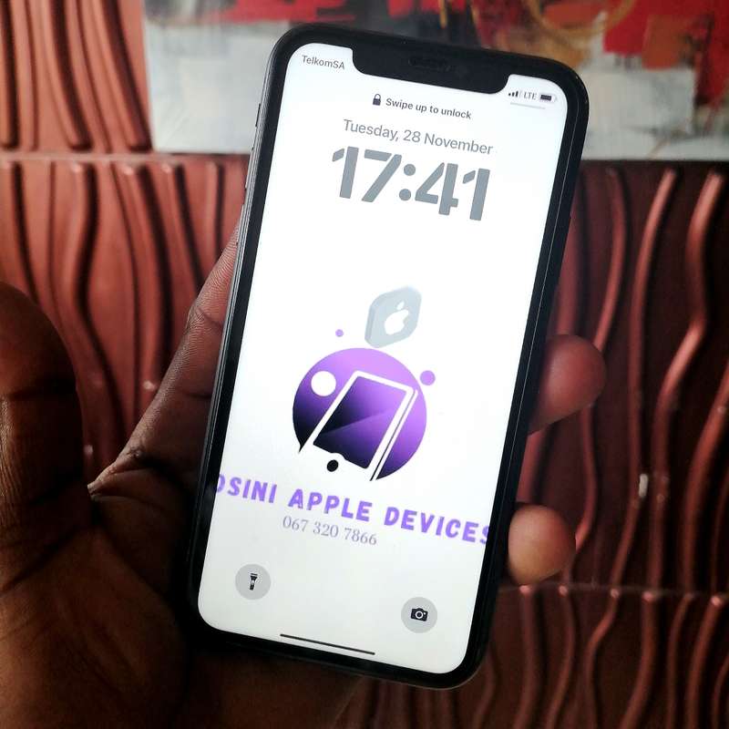 Apple iPhone 11