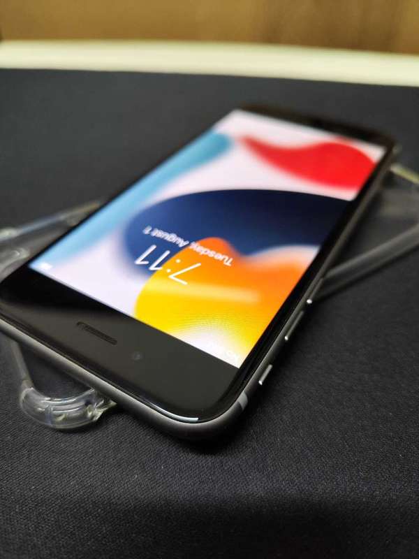 iPhone 6s 64 GB EXCELLENT CONDITION 99% Battery Health