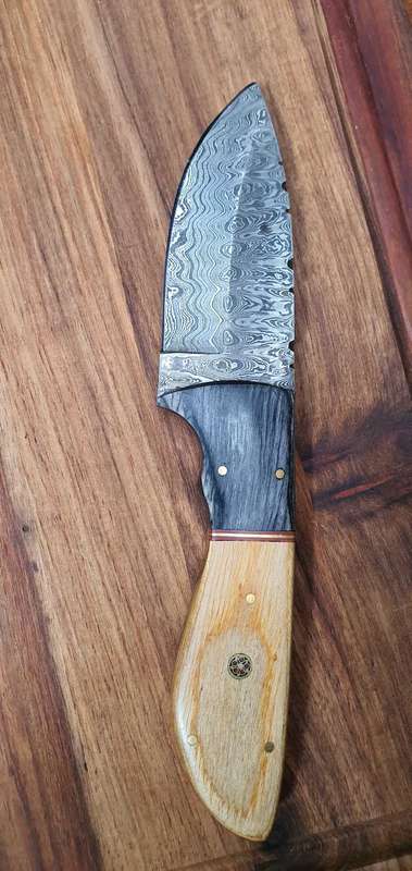 Handmade Damascus knife