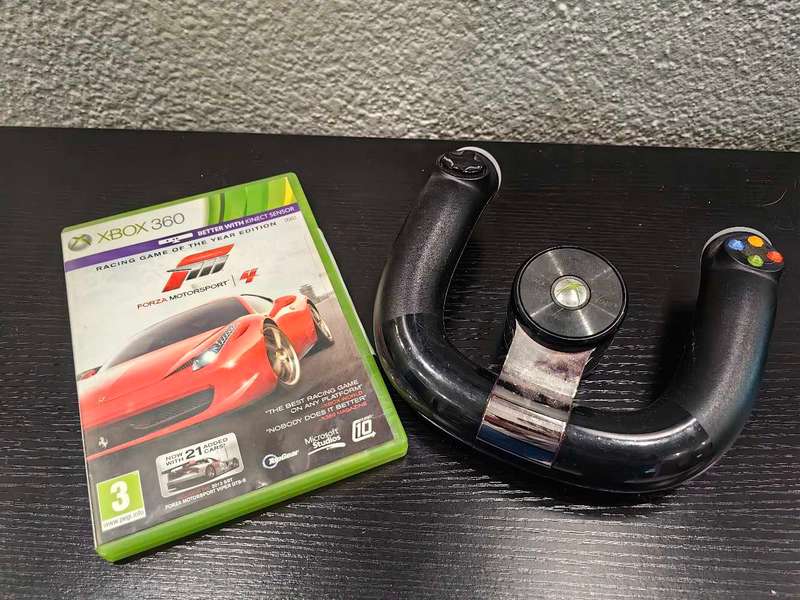 Xbox 360 Steering & Forza motorsport 4