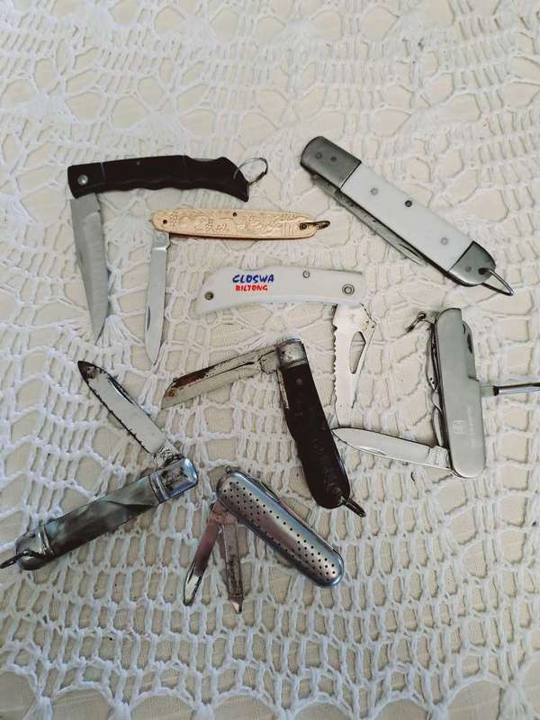 Knife lot 2