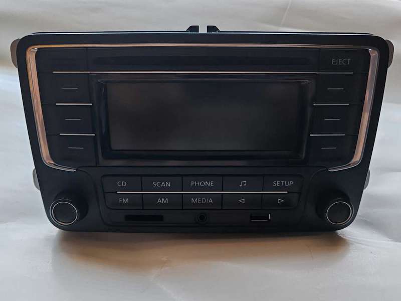 Discounted Offer!! VW Original Radio (RCD 320)