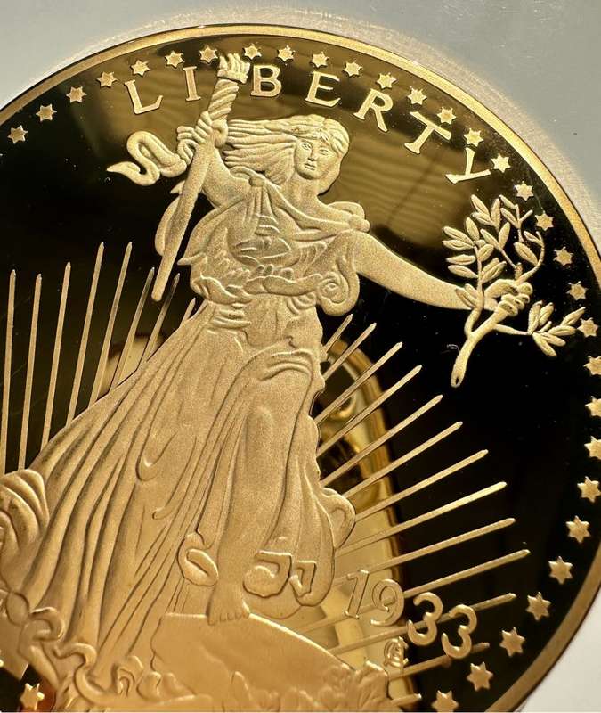 TOP XXXL GIANT 100MM MEDAL - 1933 GOLD DOUBLE EAGLE -  SEALED WITH CERTIFICATE